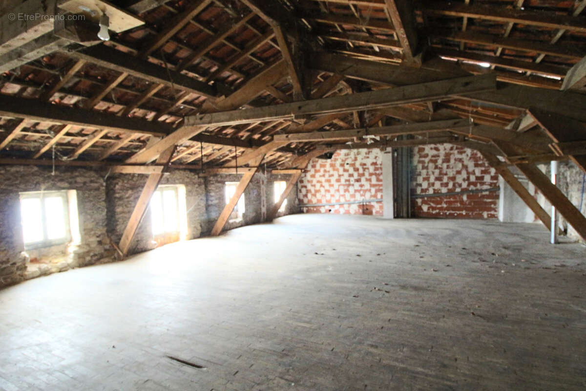 Appartement à PUY-L&#039;EVEQUE