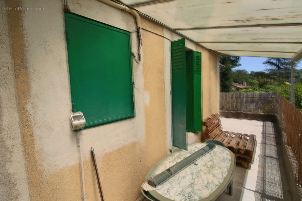 Maison à PUY-L&#039;EVEQUE