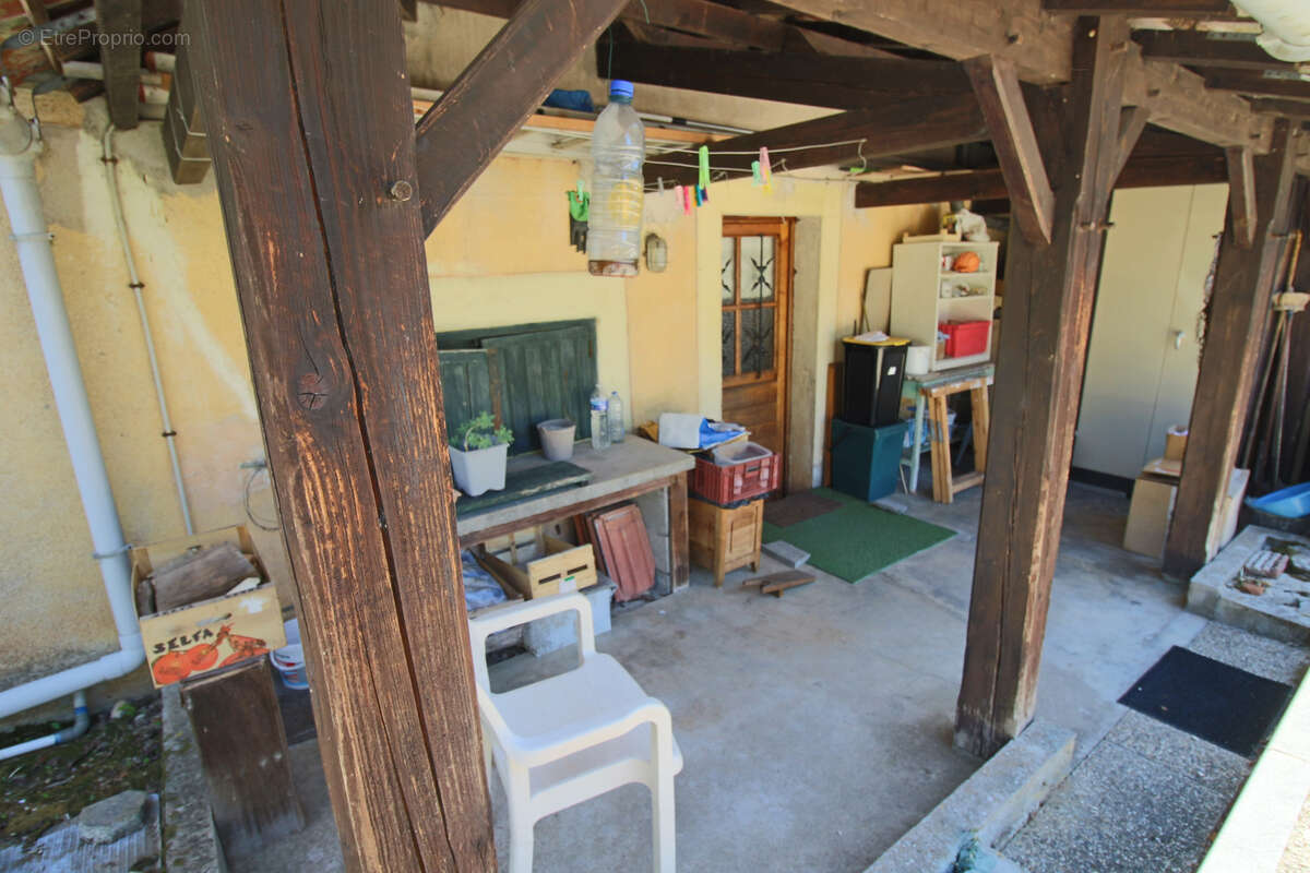 Maison à PUY-L&#039;EVEQUE