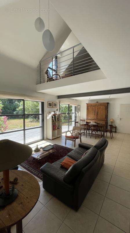 Maison à LARMOR-BADEN