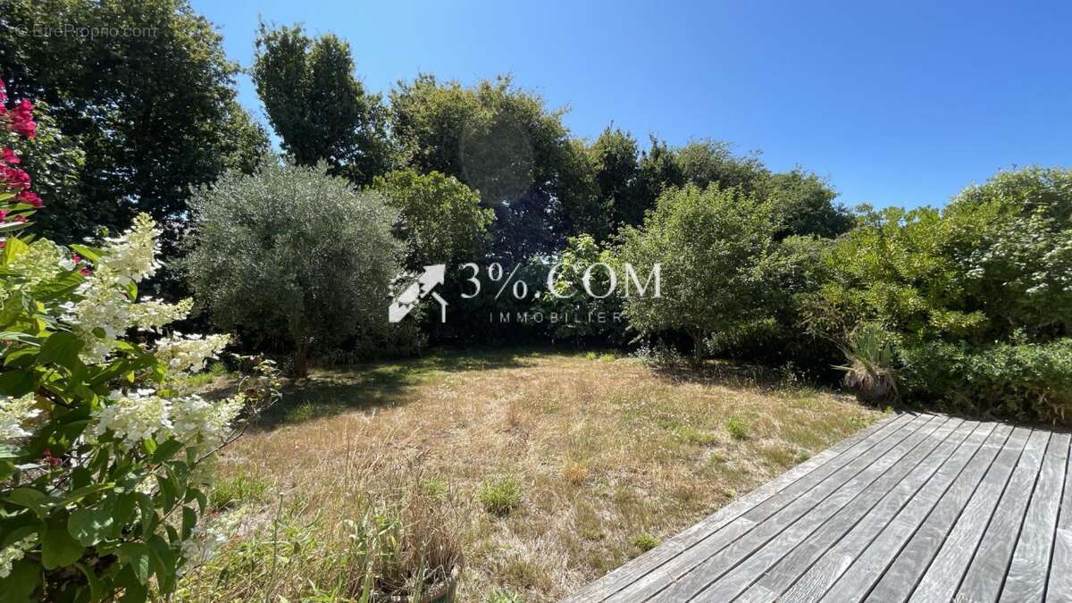 Maison à LARMOR-BADEN