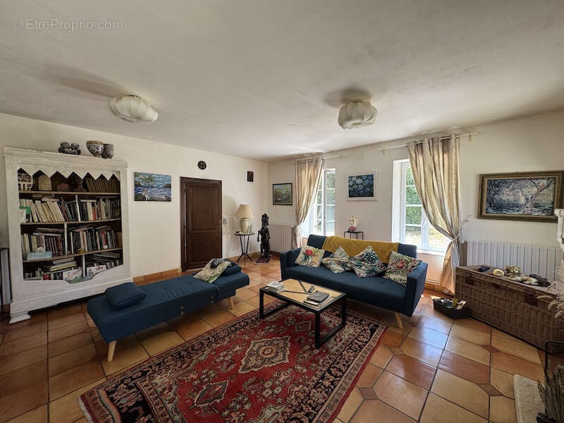 Maison à ORIGNOLLES