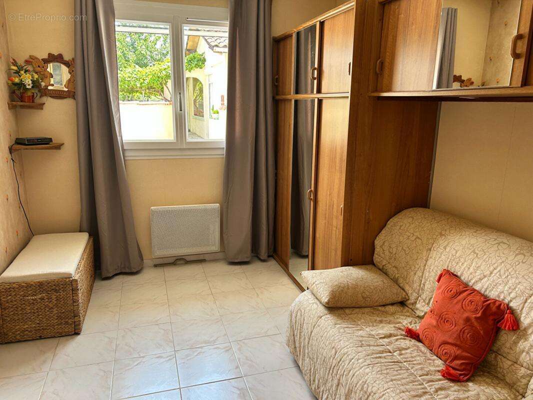 Maison à SAINT-GENES-DE-FRONSAC