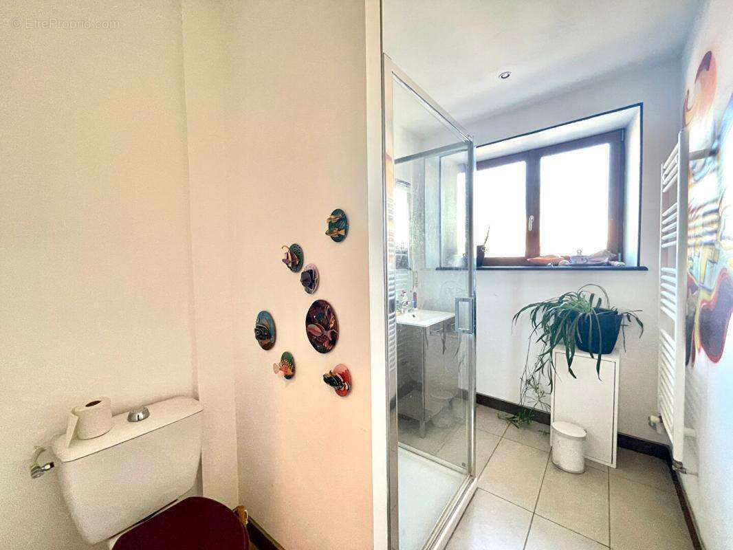 Maison à CONTREXEVILLE