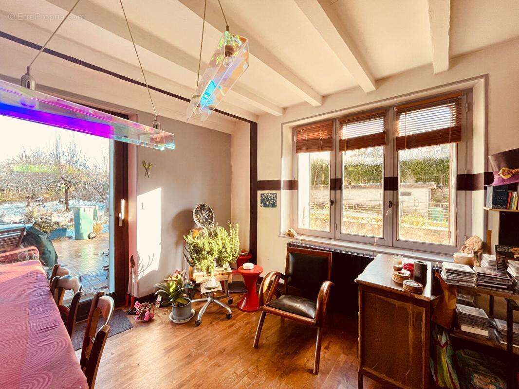 Maison à CONTREXEVILLE