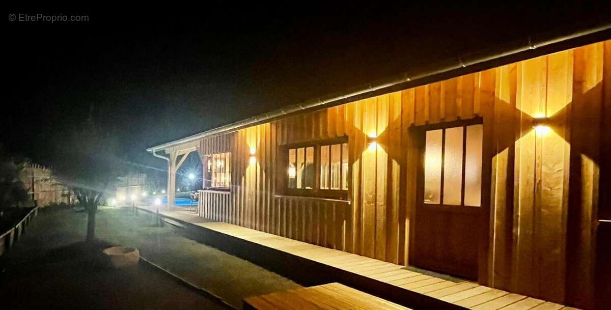 Maison à SAINT-JULIEN-EN-BORN