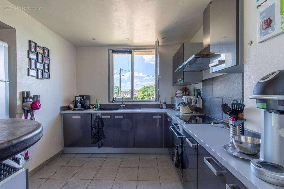 Maison à LES MUREAUX