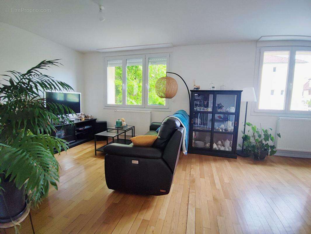 Maison à NOISY-LE-SEC