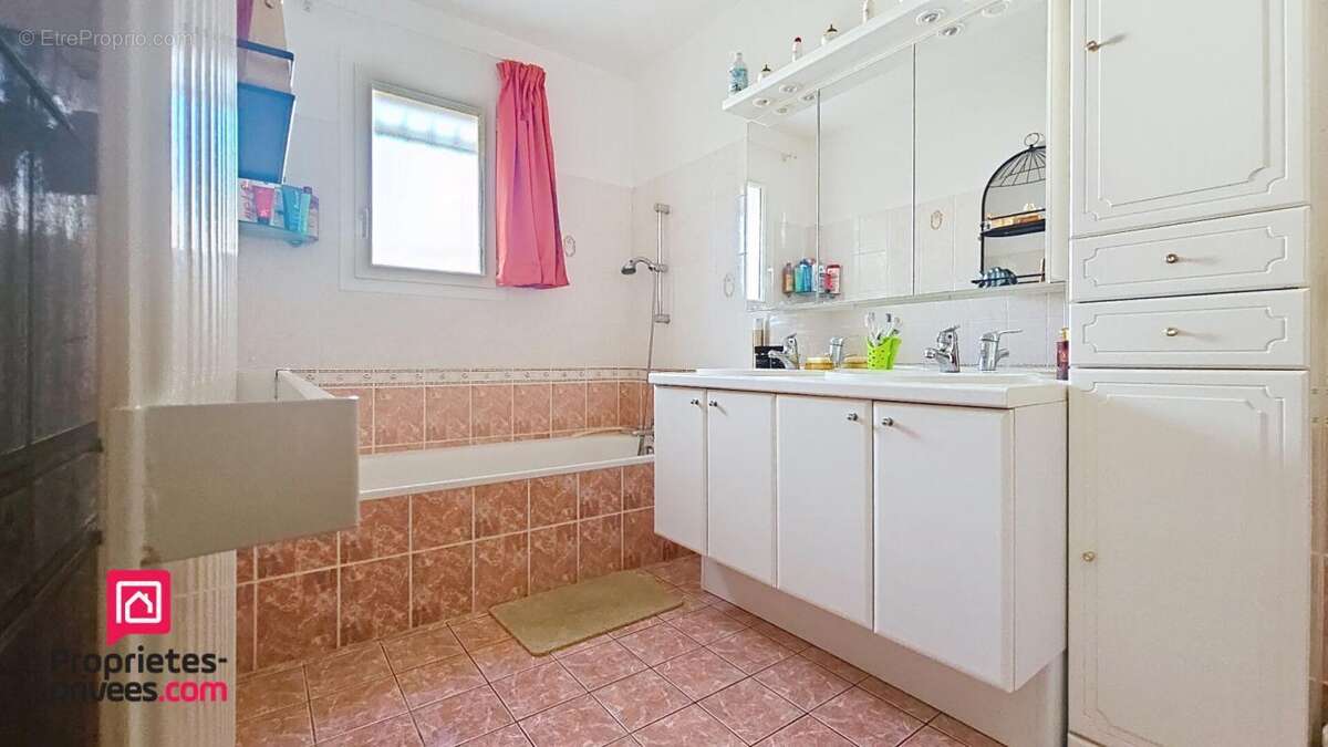 Maison à SAINT-PALAIS-SUR-MER