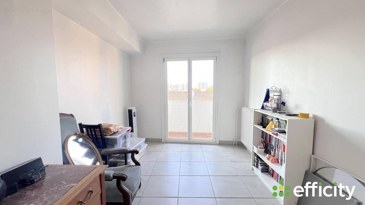 Appartement à MARSEILLE-10E