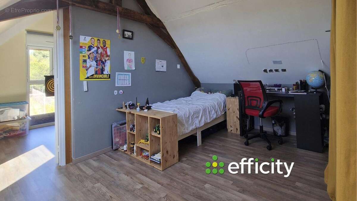 Maison à LE LOUROUX-BECONNAIS