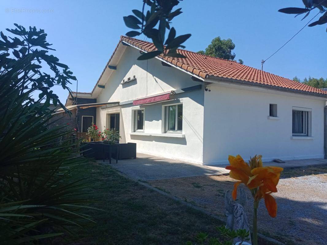 Maison à BORDERES-SUR-L&#039;ECHEZ
