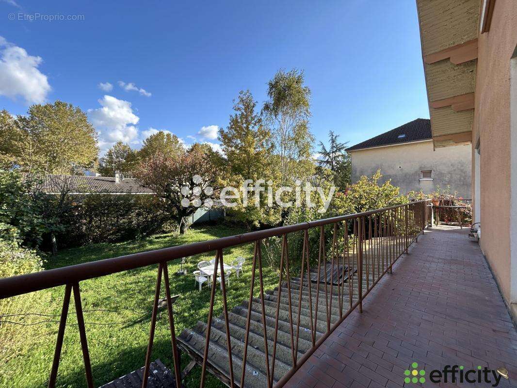 Maison à ECHIROLLES