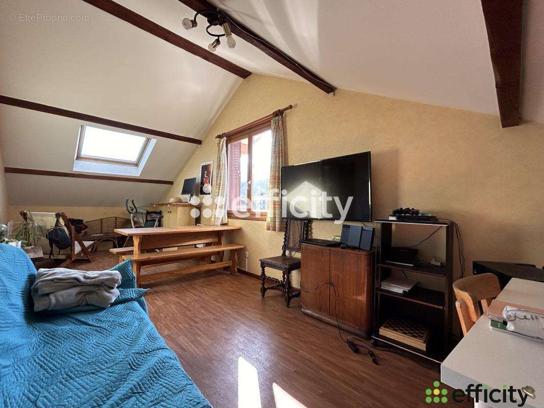 Maison à ECHIROLLES