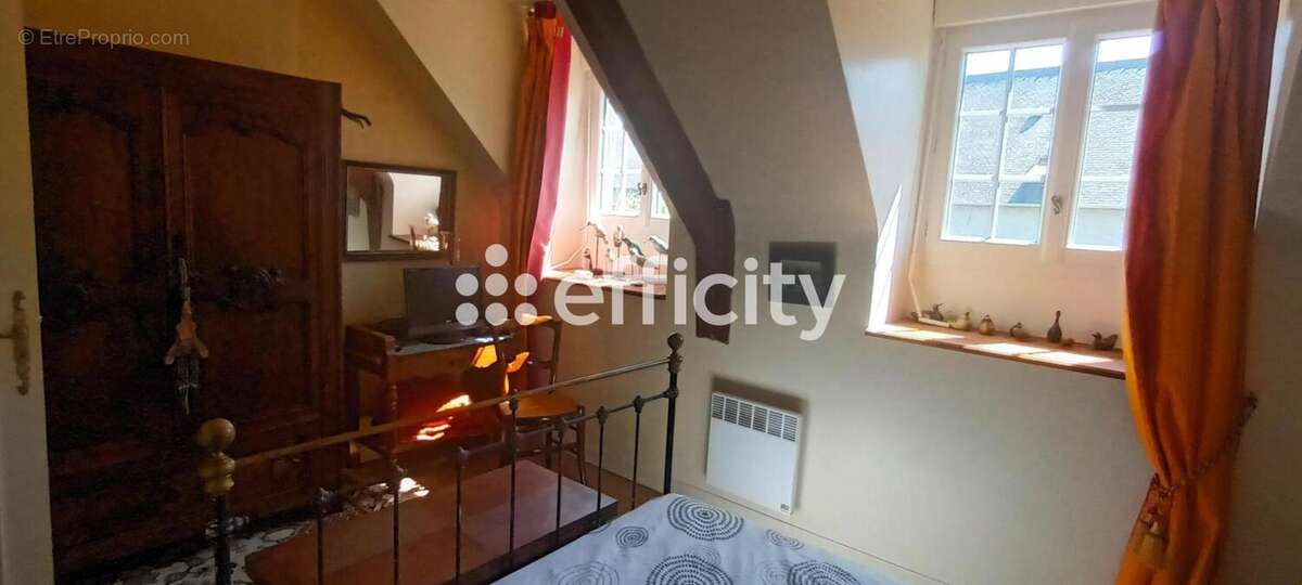 Maison à DOL-DE-BRETAGNE