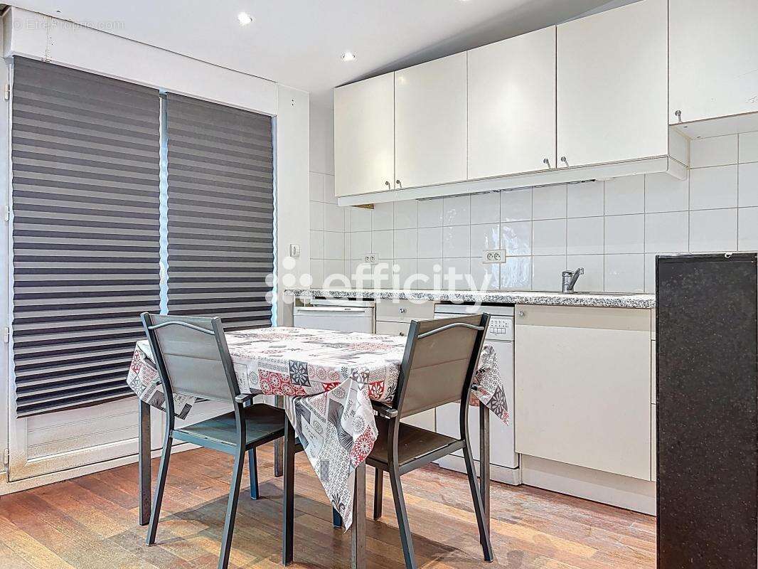 Maison à LE BLANC-MESNIL