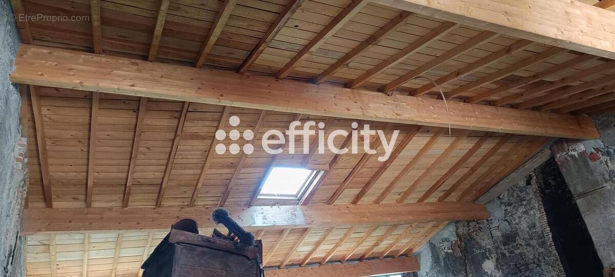 Appartement à THIERS