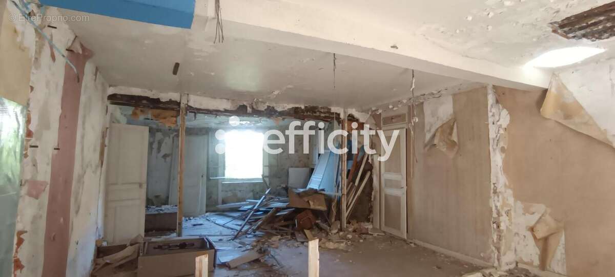 Appartement à THIERS