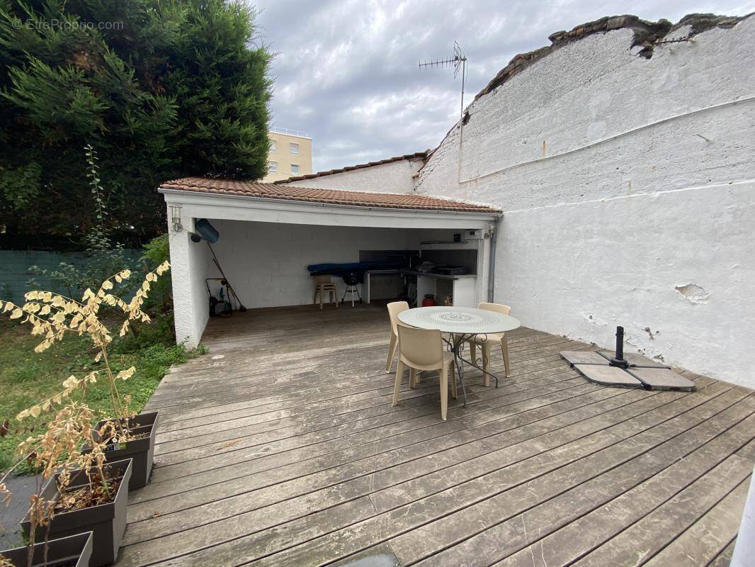 Appartement à SAINT-ETIENNE