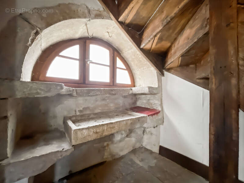 Maison à SAINT-SEINE-L'ABBAYE