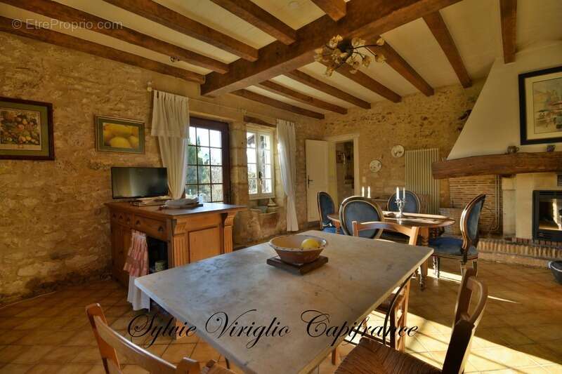 Maison à BEAUMONT-DU-PERIGORD