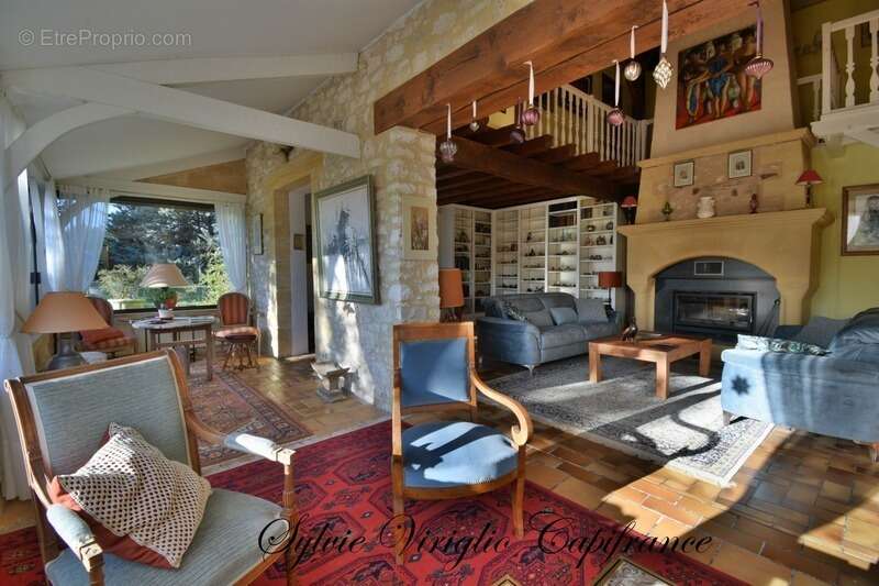 Maison à BEAUMONT-DU-PERIGORD