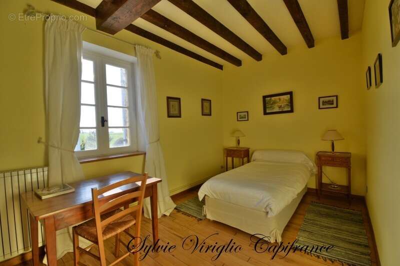 Maison à BEAUMONT-DU-PERIGORD