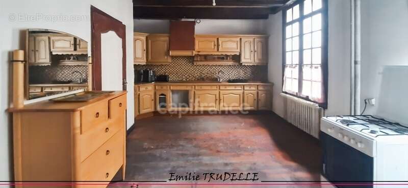 Maison à SAINT-CALAIS