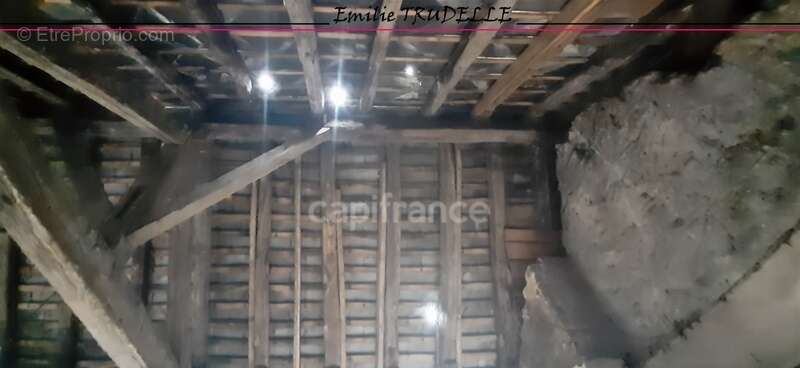 Maison à SAINT-CALAIS