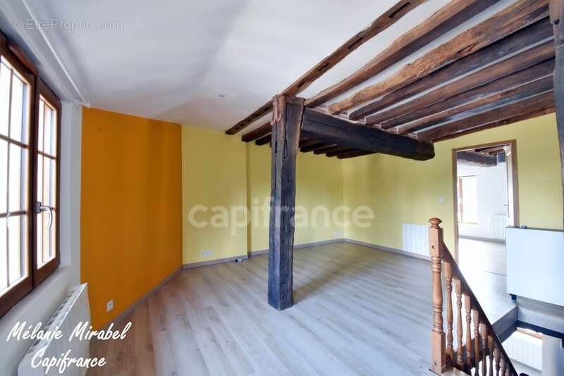 Maison à CONDE-SUR-ITON