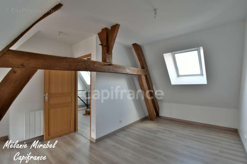 Maison à CONDE-SUR-ITON