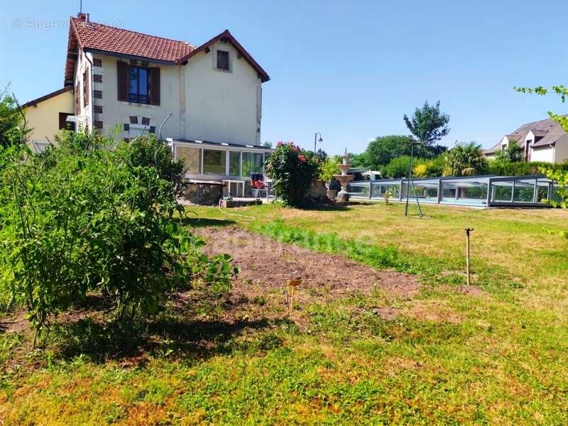 Maison à ENTRAINS-SUR-NOHAIN