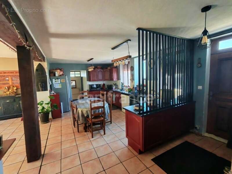 Maison à ENTRAINS-SUR-NOHAIN