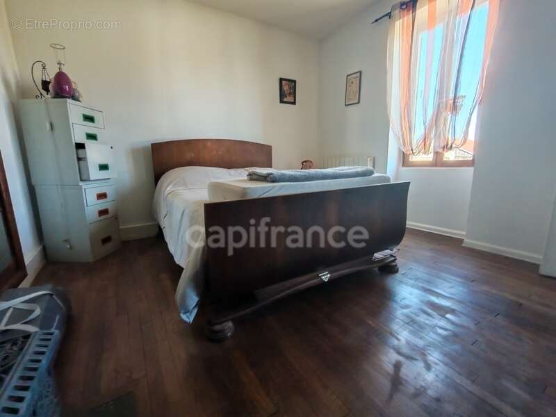 Maison à ENTRAINS-SUR-NOHAIN