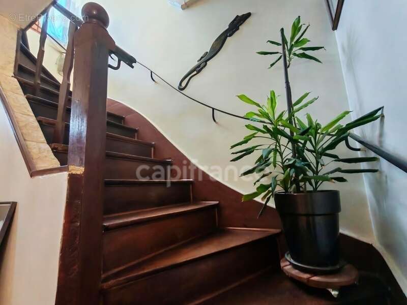 Maison à ENTRAINS-SUR-NOHAIN