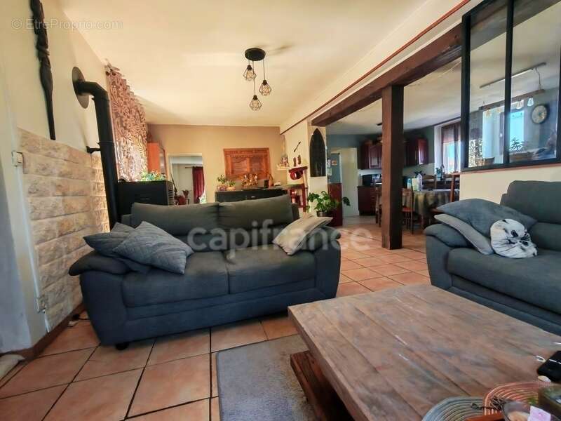 Maison à ENTRAINS-SUR-NOHAIN