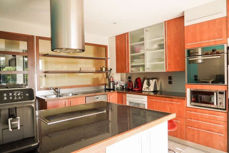 Maison à CHATILLON-SUR-CHALARONNE