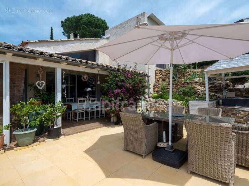 Maison à LA CROIX-VALMER