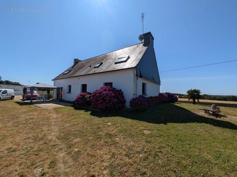 Maison à GUERN