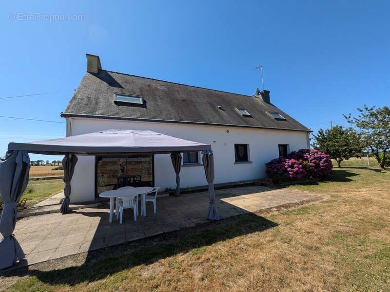 Maison à GUERN
