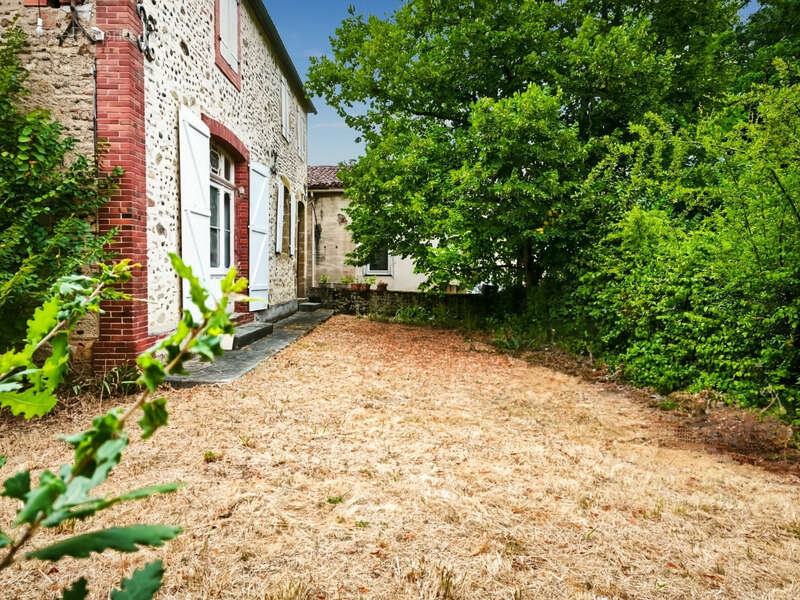 Maison à SAINT-MONT