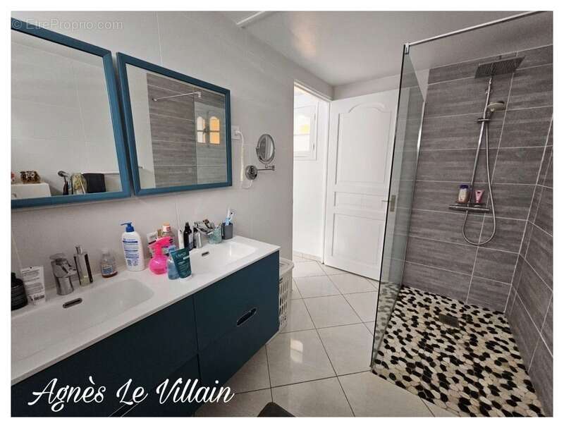 Maison à POINTE-NOIRE