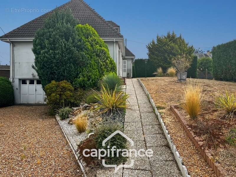 Maison à PARIGNE-L&#039;EVEQUE