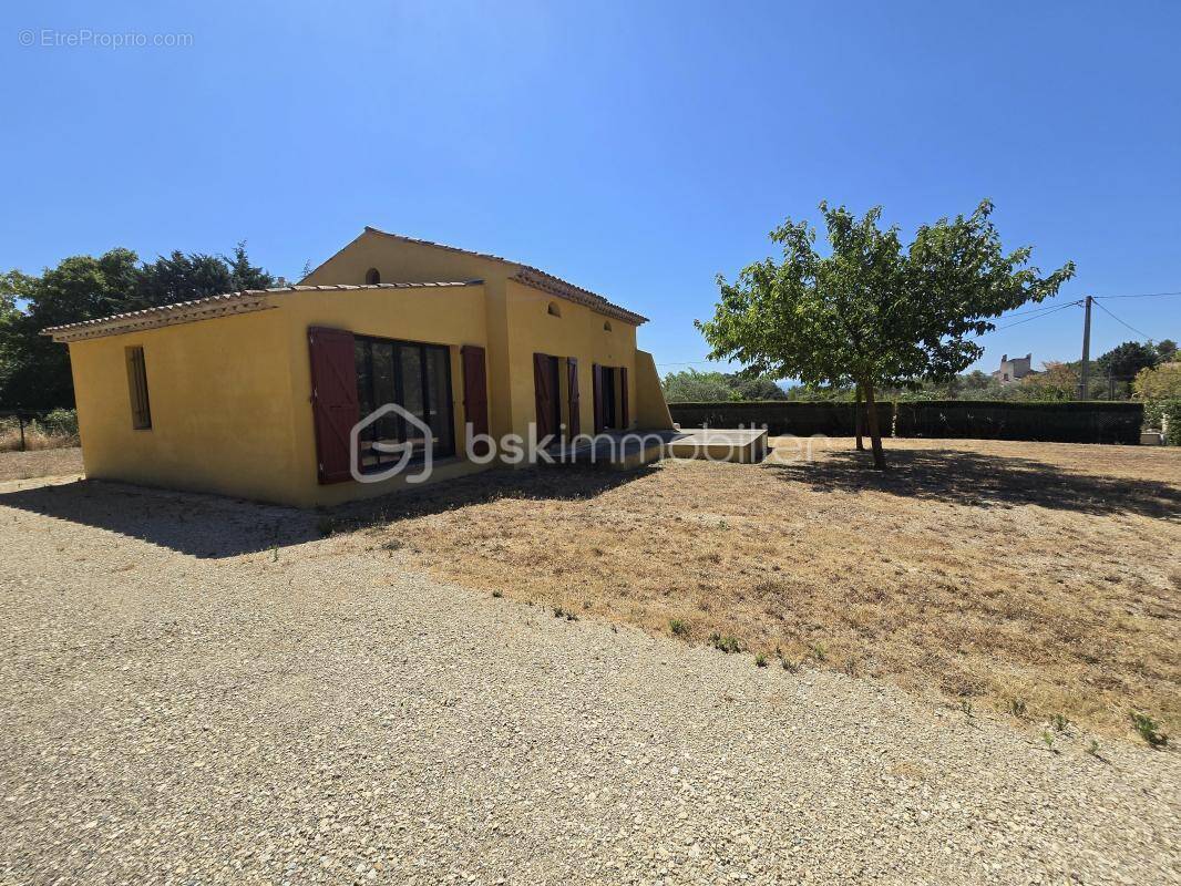 Maison à LA MOTTE-D&#039;AIGUES