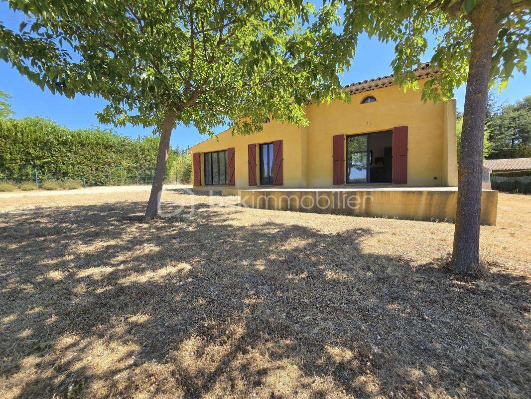 Maison à LA MOTTE-D&#039;AIGUES