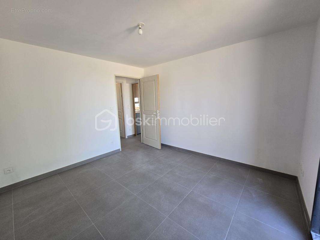 Maison à LA MOTTE-D&#039;AIGUES