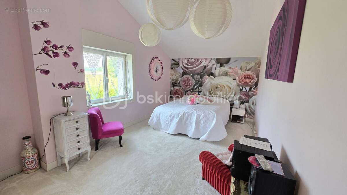 Maison à FONTAINES-D&#039;OZILLAC