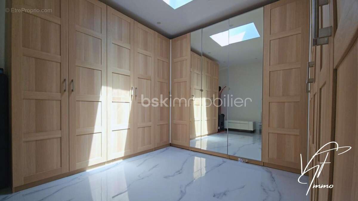 Maison à LA CADIERE-D'AZUR