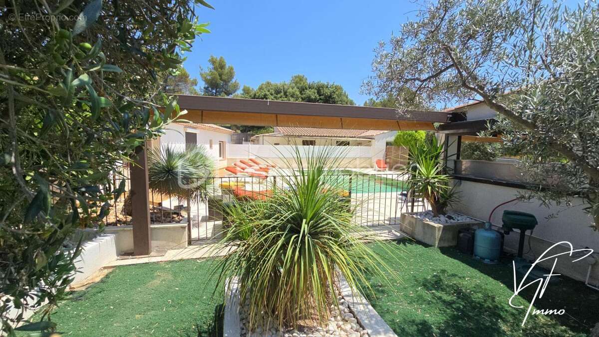 Maison à LA CADIERE-D'AZUR