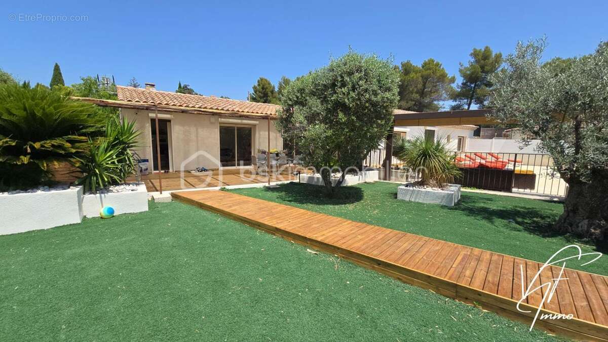 Maison à LA CADIERE-D'AZUR